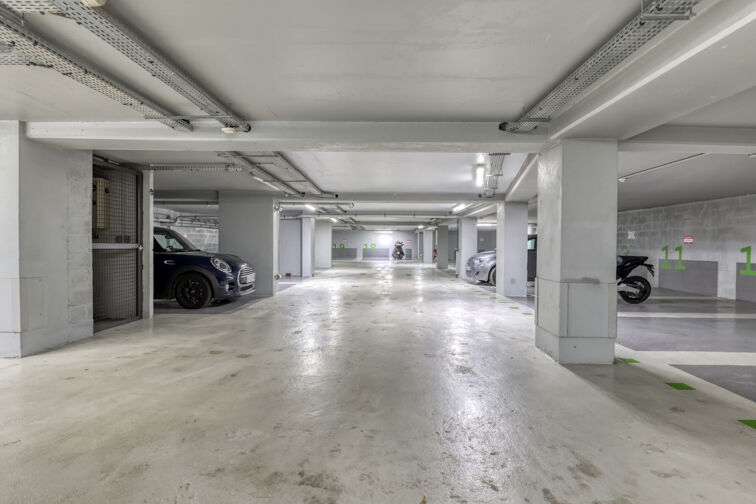 Parking Métro Bourse - rue de Mail - Paris 2 garage