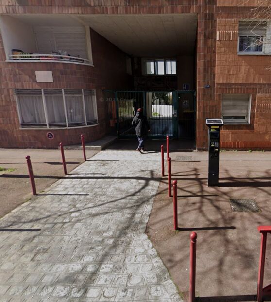 Vignette parking Métro Hoche - rue André Joineau - Le Pré Saint Gervais