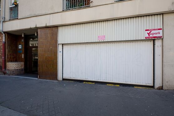 Vignette parking Métro Philippe Auguste - rue de la Folie Regnault - Paris 11