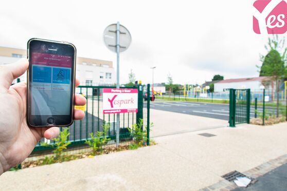 Vignette parking Terroir de Chaalis - Villeron