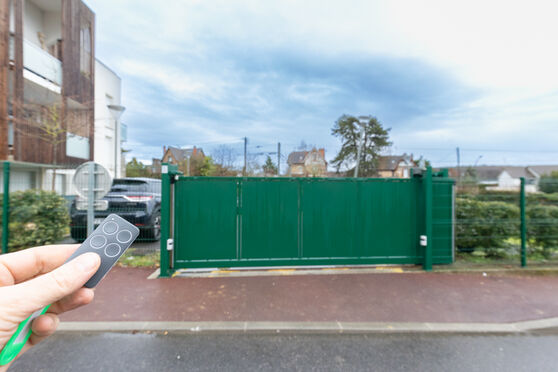 Vignette parking Gare Bougival - 9 avenue de Louveciennes - La Celle Saint Cloud