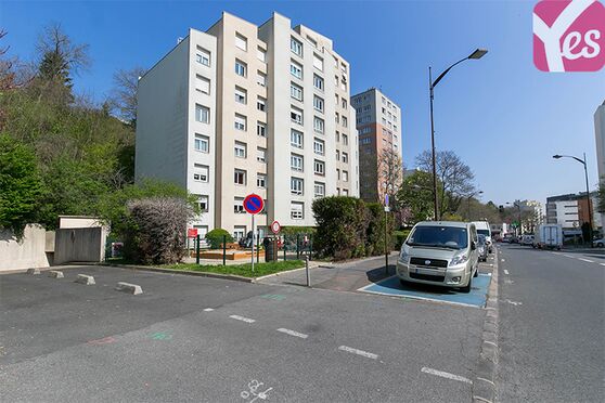 Vignette parking Coteau Rive Droite - Sèvres