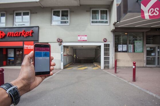Vignette parking Métro Porte des Lilas - rue de Paris - Le Pré Saint Gervais