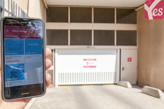 Vignette parking Hôpital Saint-Joseph - rue Raymond Teisseire - Marseille 8
