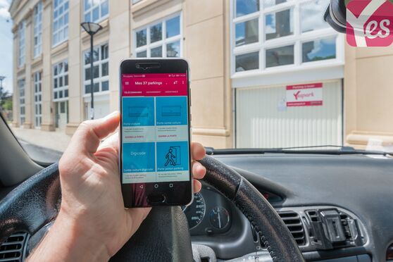 Vignette parking Ecole du lac - 1 rue des Quatre Vents - Voisins le Bretonneux