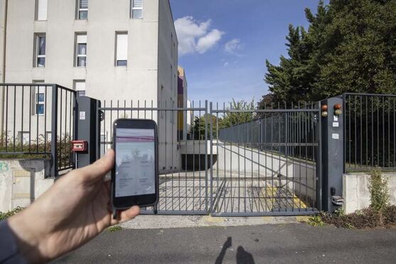 Vignette parking Gaston Defferre - Bondy