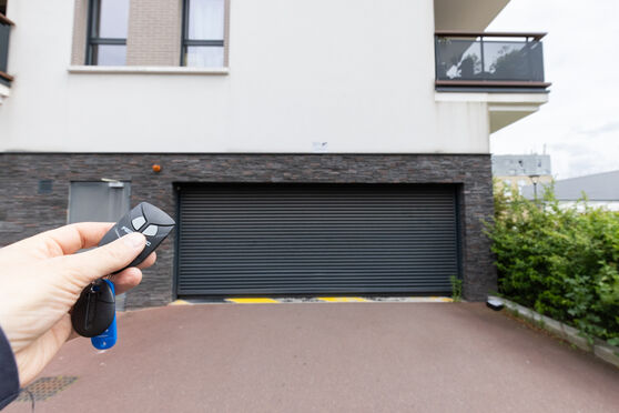 Vignette parking Tramway Inovel Parc Nord rue Grange Dame Rose - Vélizy Villacoublay
