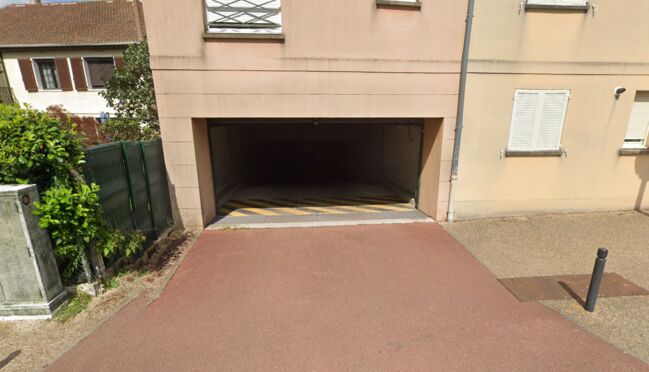 Vignette parking Route de Troux - Guyancourt