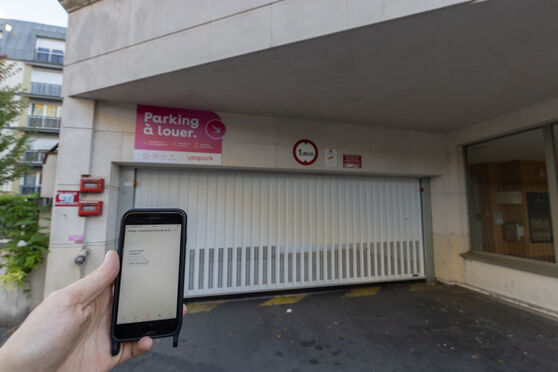 Vignette parking Métro Kremlin Bicêtre - rue Carnot