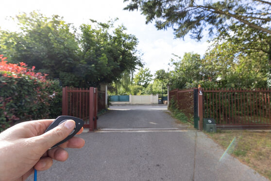 Vignette parking 1 avenue de l'abbaye - Saint Rémy lès Chevreuse