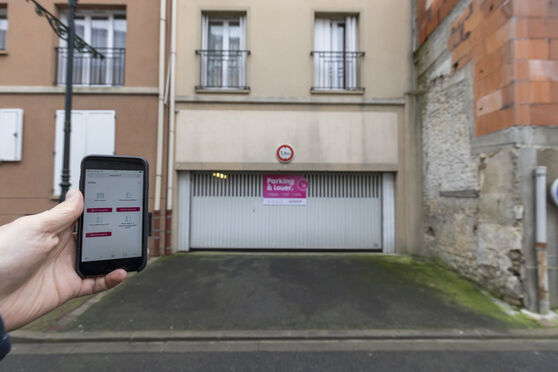 Vignette parking 19 rue de la roche plate - Étampes