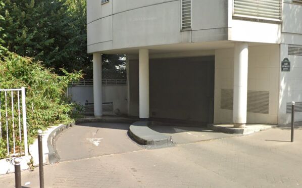 Vignette parking Métro Ourcq - rue Georges Auric - Paris 19