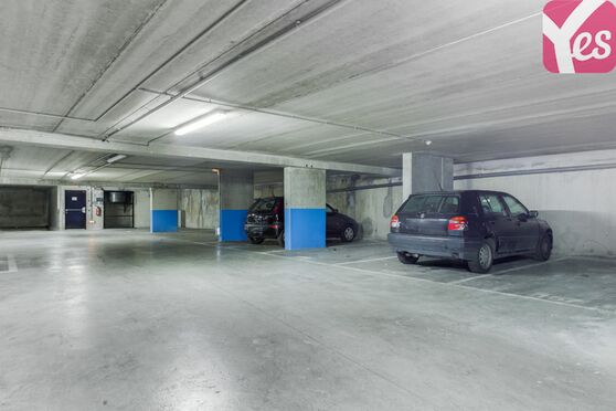 Vignette parking UGC Ciné Cité Bercy - Cour Saint-Emilion - Paris