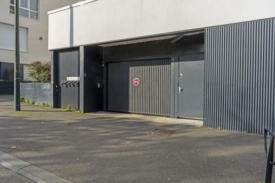 Vignette parking Tramway Longchamp - rue Marie-Thérèse Eyquem - Nantes