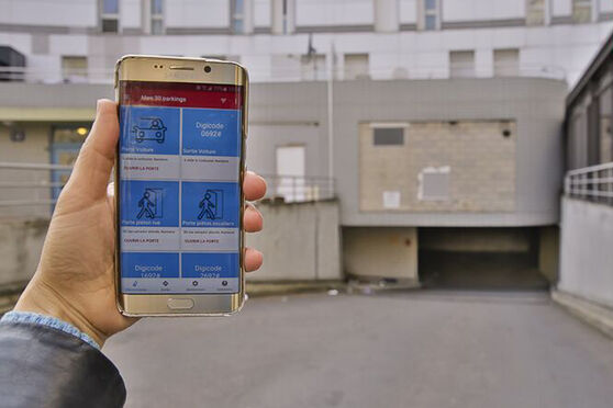 Vignette parking RER Nanterre-Préfecture - allée le Corbusier