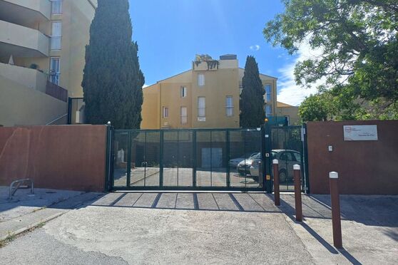 Vignette parking 1 allée du Chasselas - Vitrolles