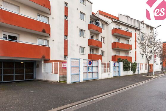 Vignette parking Hoche - Industrie - Nanterre