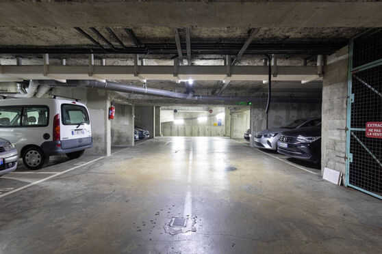 Vignette parking Métro Saint-Mandé - rue de lagny - Montreuil