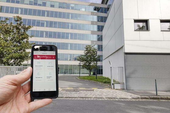Vignette parking Tram Jaqueline Auriol - rue de Metz - Colombes