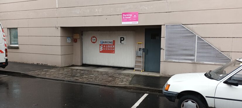 Vignette parking Rue de Charenton - Alfortville - 94