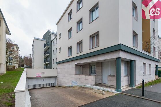 Vignette parking Gare RER Le Chénay Gagny - Sud