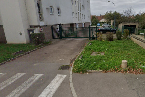 Vignette parking 84 boulevard de verdun - Sens