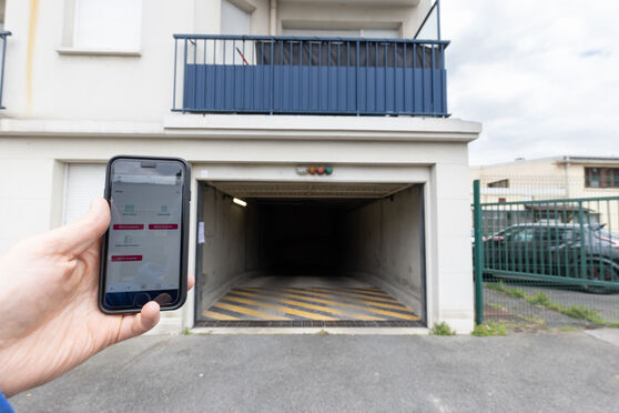 Vignette parking Place de L'eglise - Villeparisis