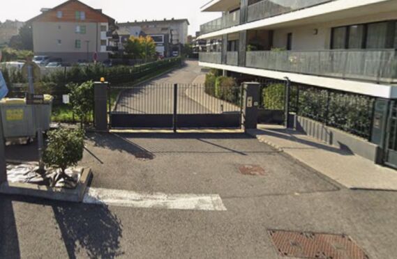 Vignette parking 51 avenue de Champagne 74200 Thonon les Bains