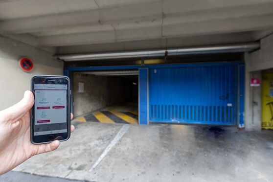 Vignette parking RER Ivry sur Seine - Mairie - avenue Danielle Casanova