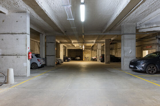 Vignette parking Gare Chaville-Rive-Droite - 1122 avenue Roger Salengro