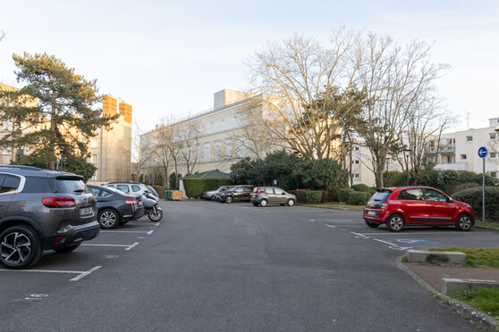 Vignette parking 14 avenue Albert Thomas - Le Plessis Robinson