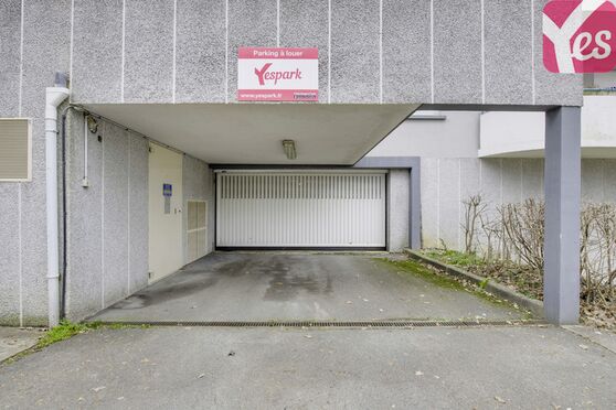 Vignette parking Gare RER d'Orsay Ville - Bures sur Yvette