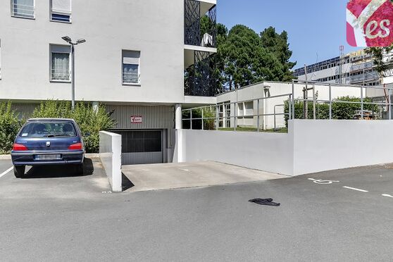 Vignette parking Tramway Bourgeonnière - rue du Fresche Blanc - Nantes