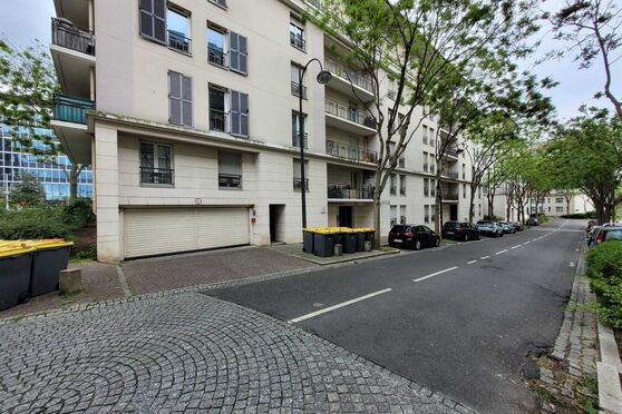 Vignette parking RER Rueil Malmaison - 12 rue François Jacob