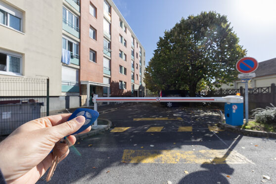 Vignette parking RER Étampes - avenue du 8 Mai