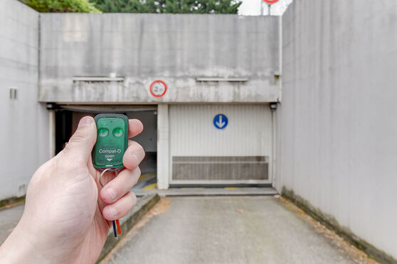 Vignette parking 45 avenue de la Table de Pierre - Francheville