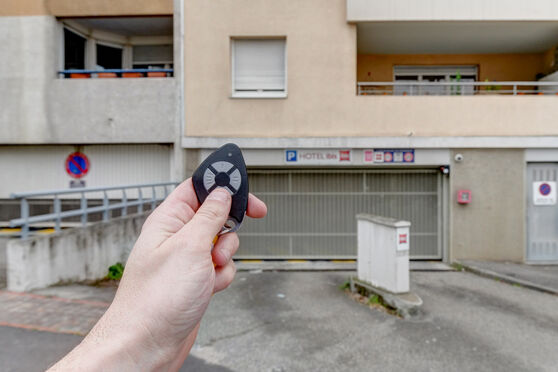 Vignette parking Musée des Eaux de Lyon - avenue de Poumeyrol, 69300 Caluire Et Cuire