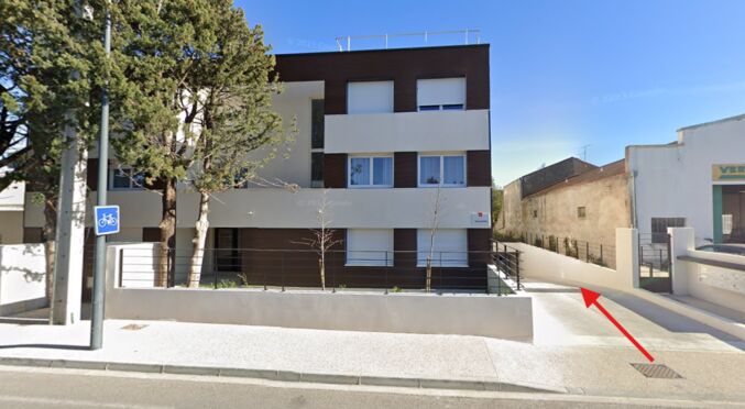 Vignette parking 61 avenue Pasteur, 30400 Villeneuve Lès Avignon