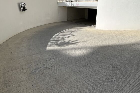 Vignette parking 11 allée Johnny Hallyday - Marseille 8