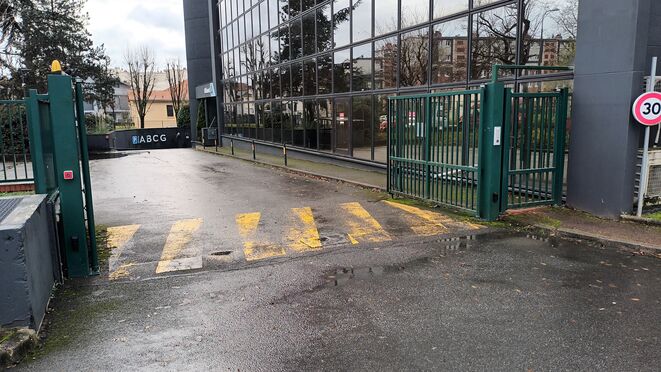 Vignette parking Meudon-la-Forêt - 1 rue du Petit Clamart - Vélizy Villacoublay