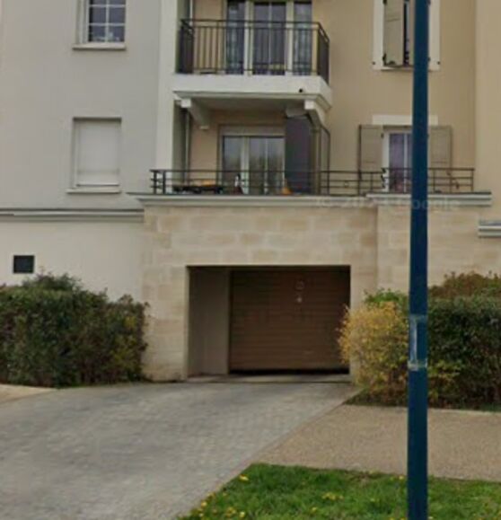 Vignette parking Piscine de l'Hautil - 12 avenue de la Paix - Vauréal