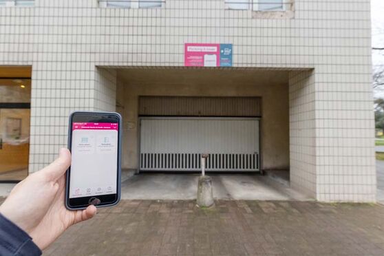 Vignette parking RER Nanterre-Préfecture - Esplanade Charles de Gaulle