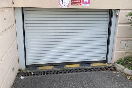 Vignette parking Ecole Fabron - avenue Sainte Marguerite 06200 Nice