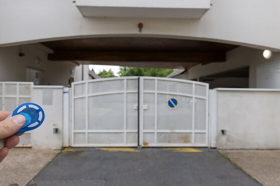 Vignette parking 7 rue du Clos du Village - avenue de Saria - Serris