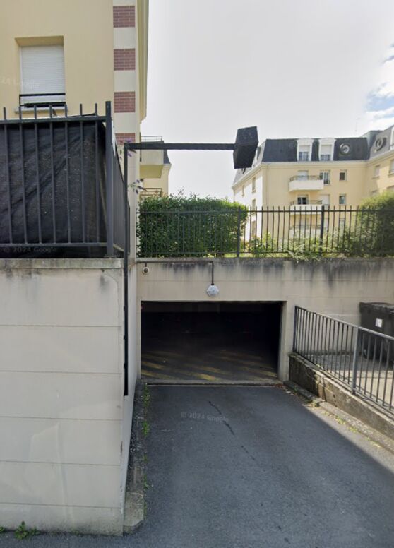 Vignette parking Caserne - allée des Chasseurs - Épernay