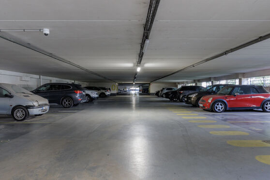 Vignette parking Métro Bobigny-Pantin - Raymond Queneau - rue de la Commune de Paris - Romainville