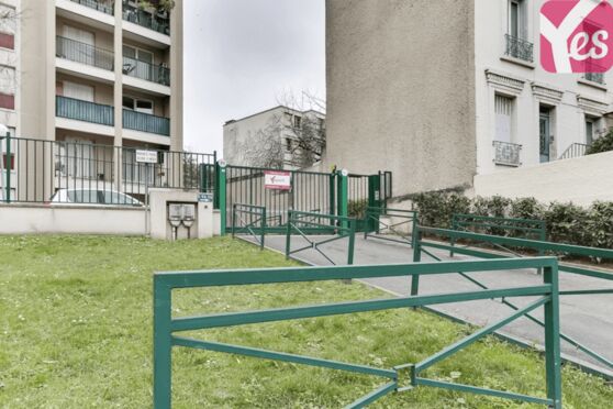 Vignette parking Tramway Faubourg de l'Arche - boulevard de la Mission Marchand - Courbevoie