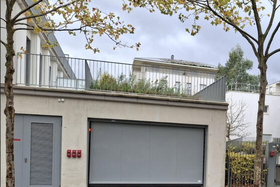 Vignette parking Parc Bernard Schreiner - 1 rue Hélène Et Désiré legoff - Mantes la Ville