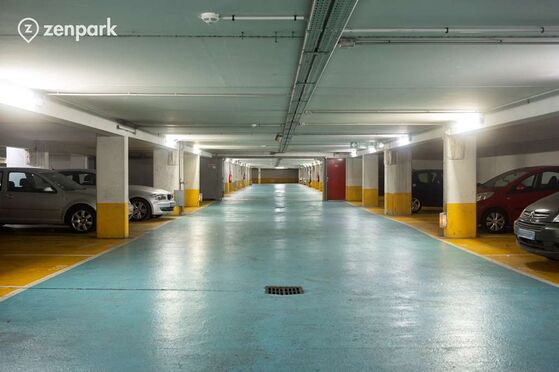 Vignette parking Paris - Porte de Montmartre - Ibis Budget