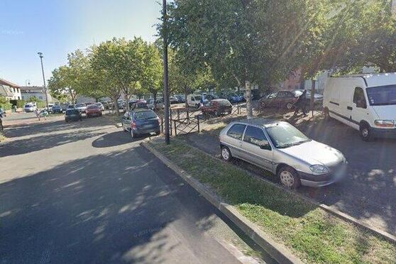 Vignette parking Antony - Les Baconnets - Collège Anne Frank